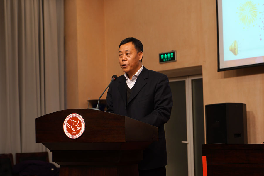 4、学生处长胡会来讲话.jpg